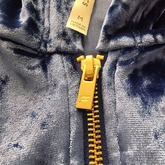 Fabletics Blue Cropped Velour Hoodie Size M - Picture 4 of 5